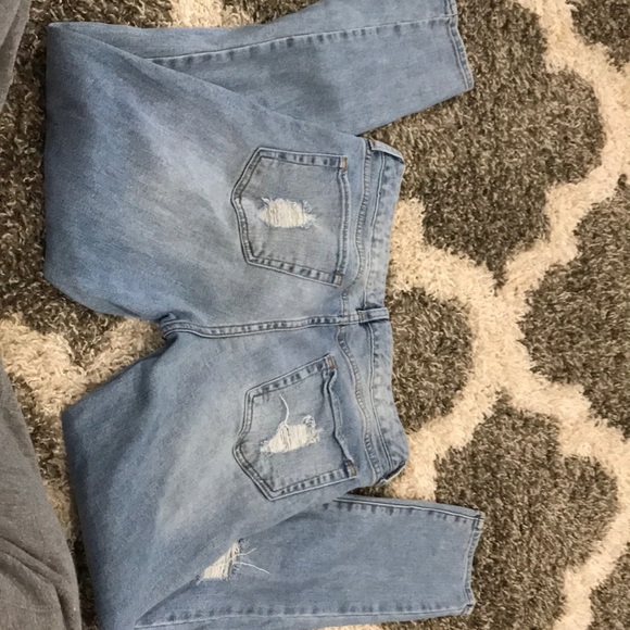 Jeans - Picture 3 of 4